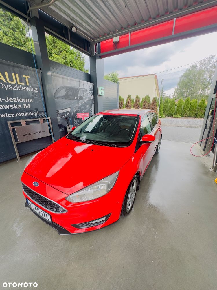 Ford Focus 1.5 TDCi SYNC Edition - 10