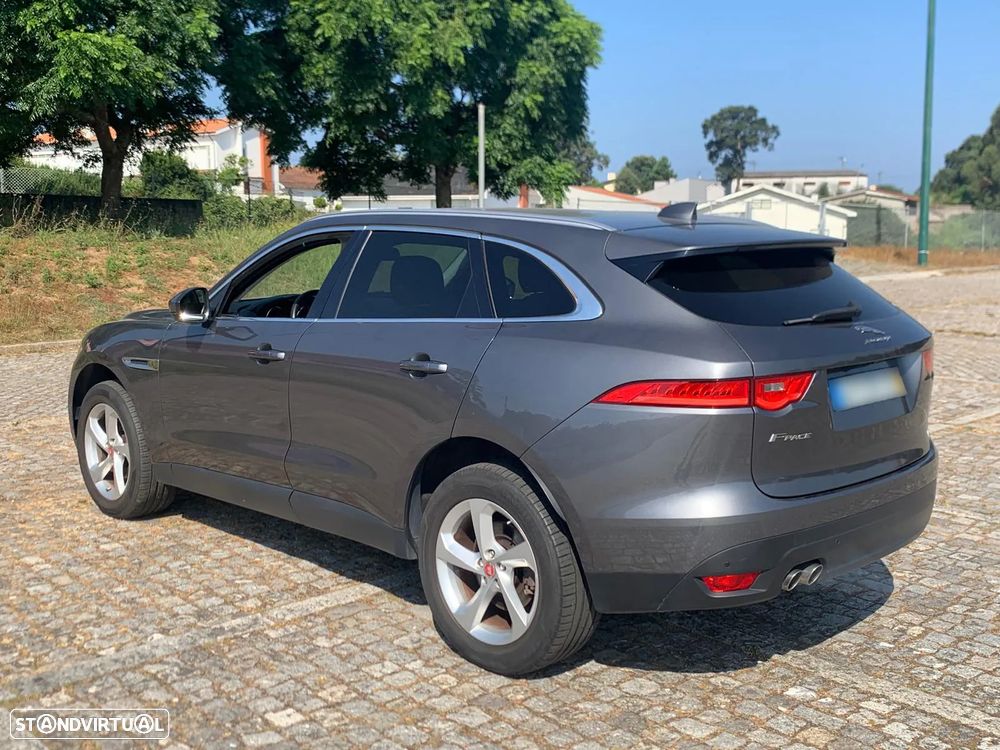 Jaguar F-Pace 2018 photo 5