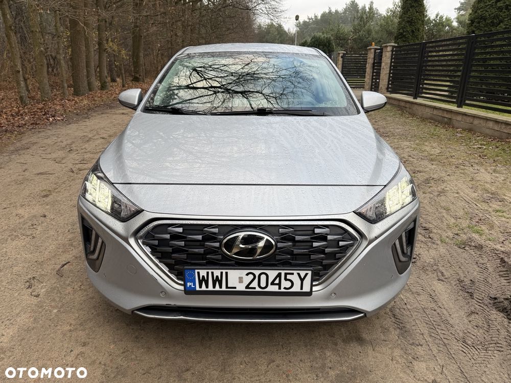 Hyundai IONIQ 1.6 GDI Premium - 10