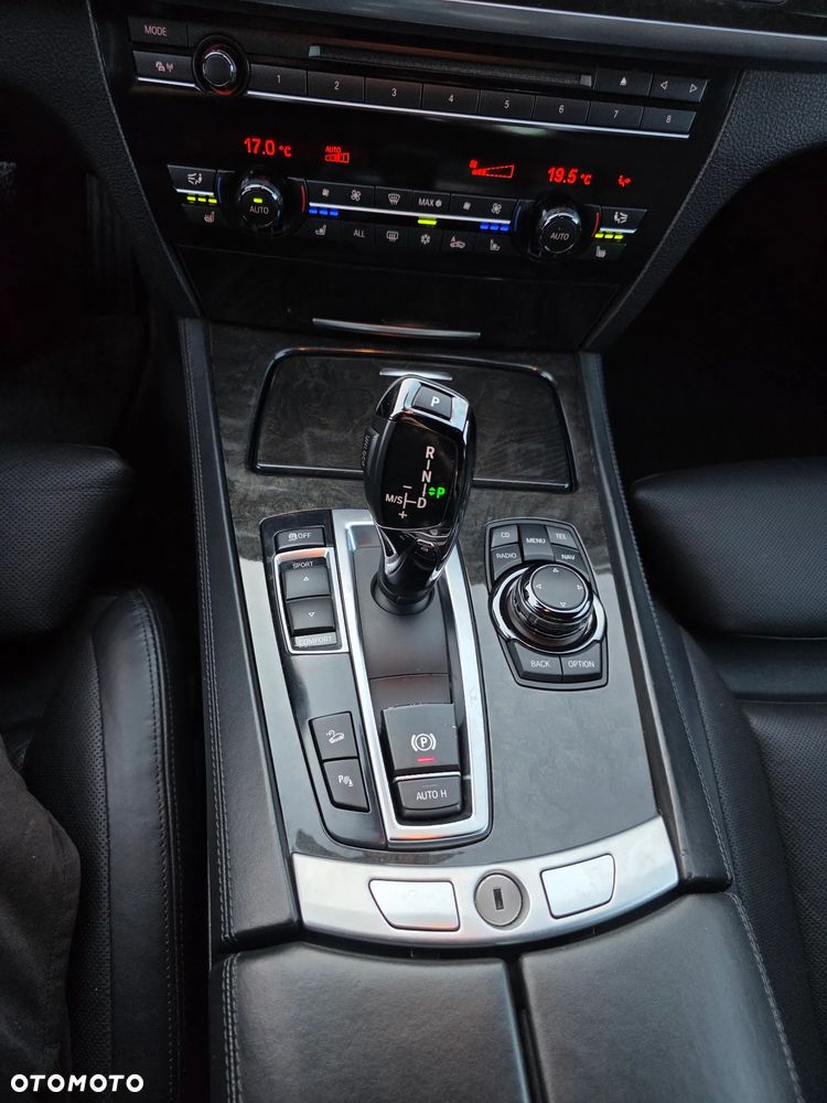 BMW Seria 7 740d xDrive - 21
