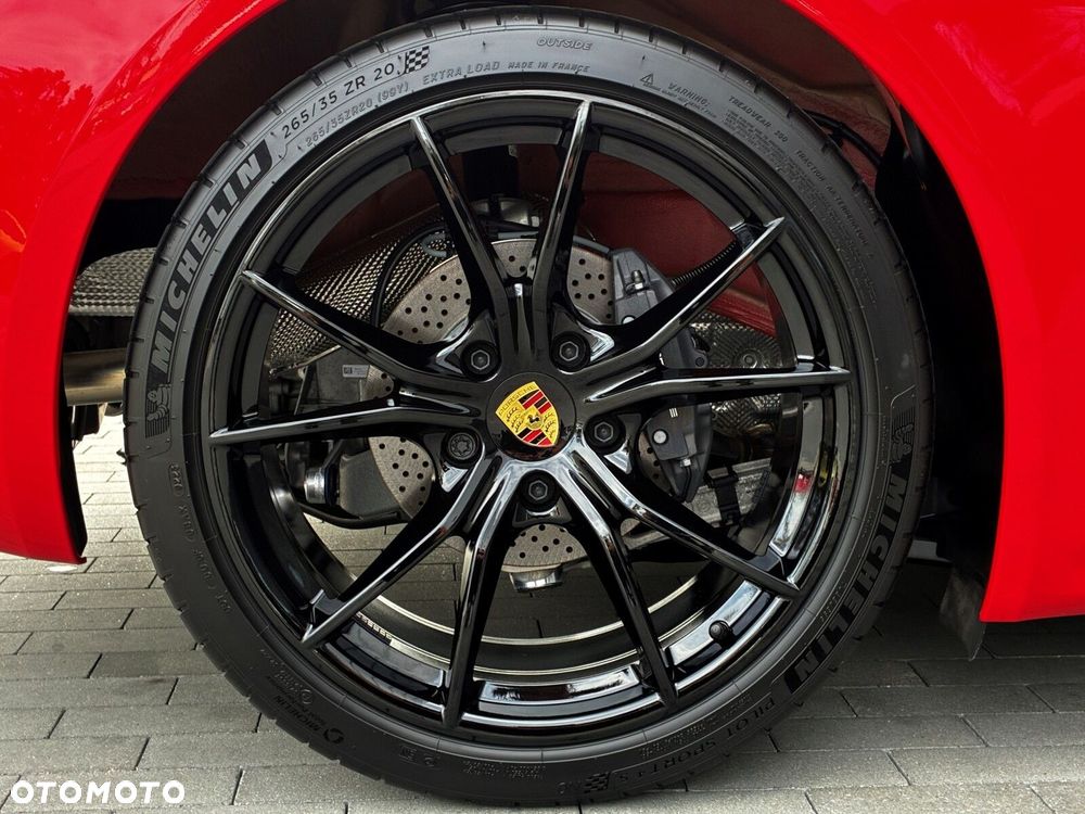 Porsche 718 Cayman - 18