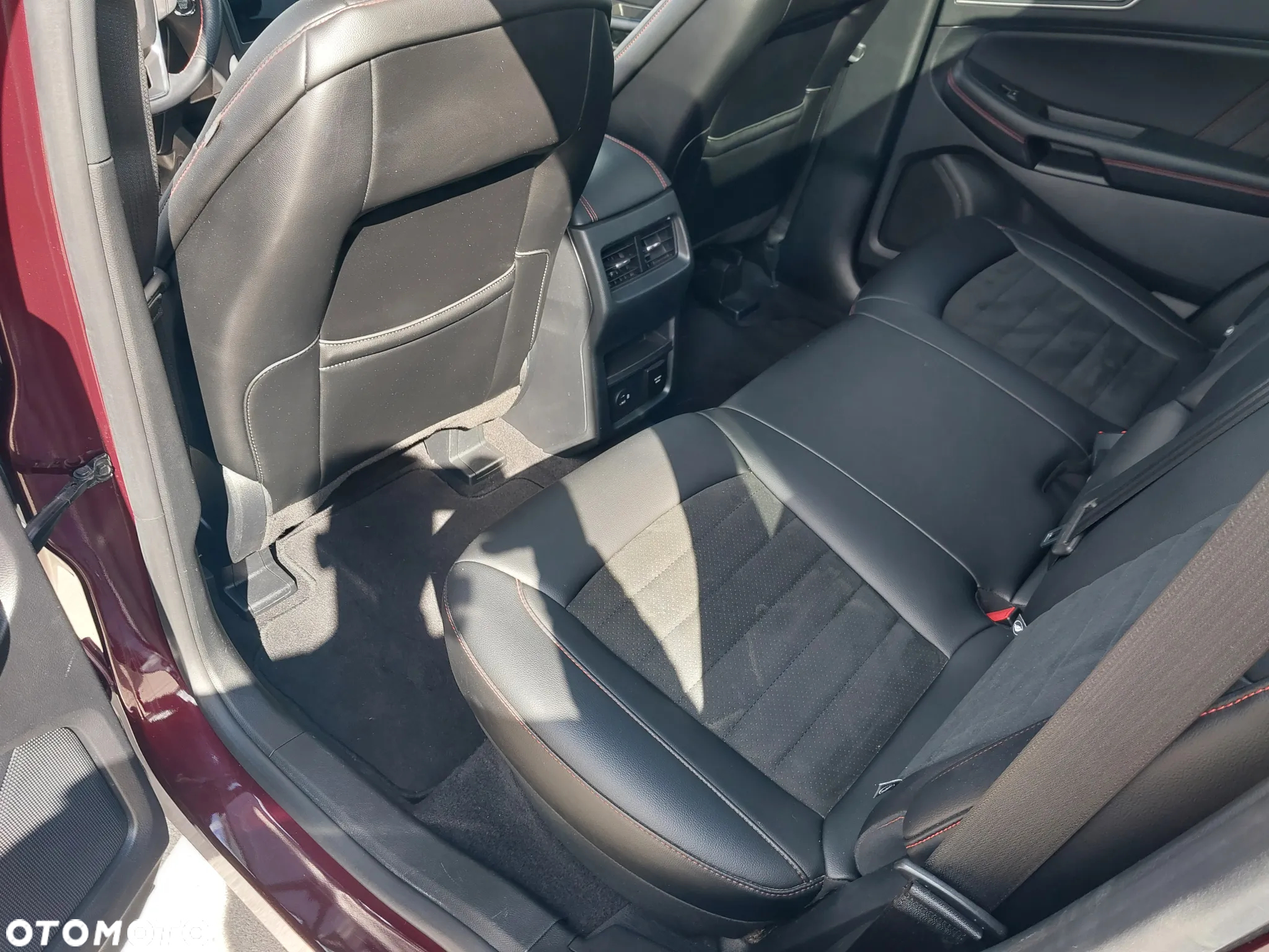 Ford Edge - 12