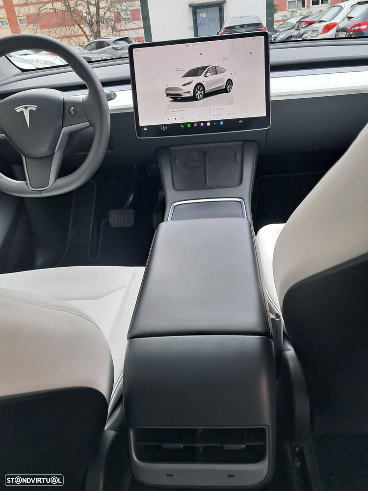 Tesla Model Y Long Range Dual Motor AWD - 6