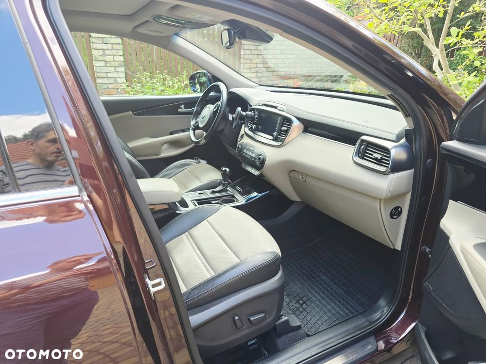 Kia Sorento 2.0 CRDI Business Line Plus - 21