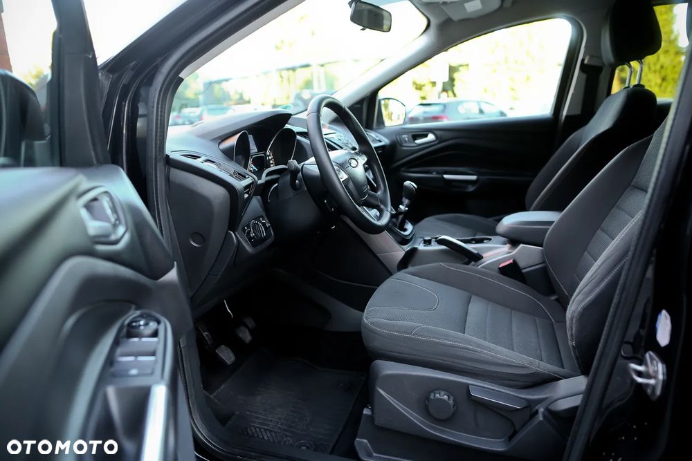 Ford Kuga 2.0 TDCi 2x4 SYNC - 19