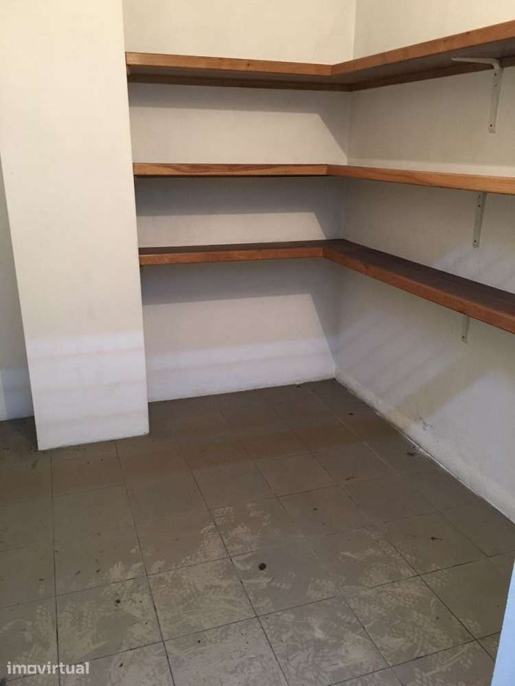 Arrumos no condomínio do Empreendimento Quinta do Mar - VN Gaia - Grande imagem: 4/5