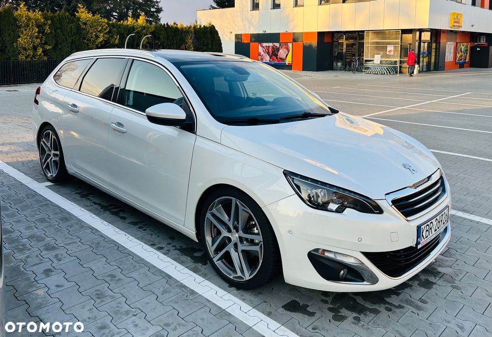 Peugeot 308 - 1