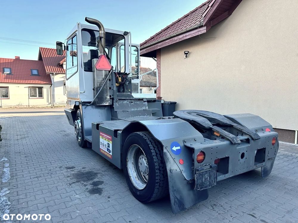 Terberg YT222 - 4