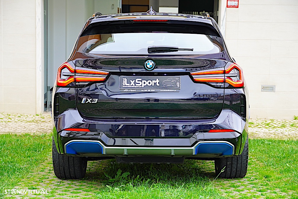 BMW iX3 M Sport Inspiring - 14