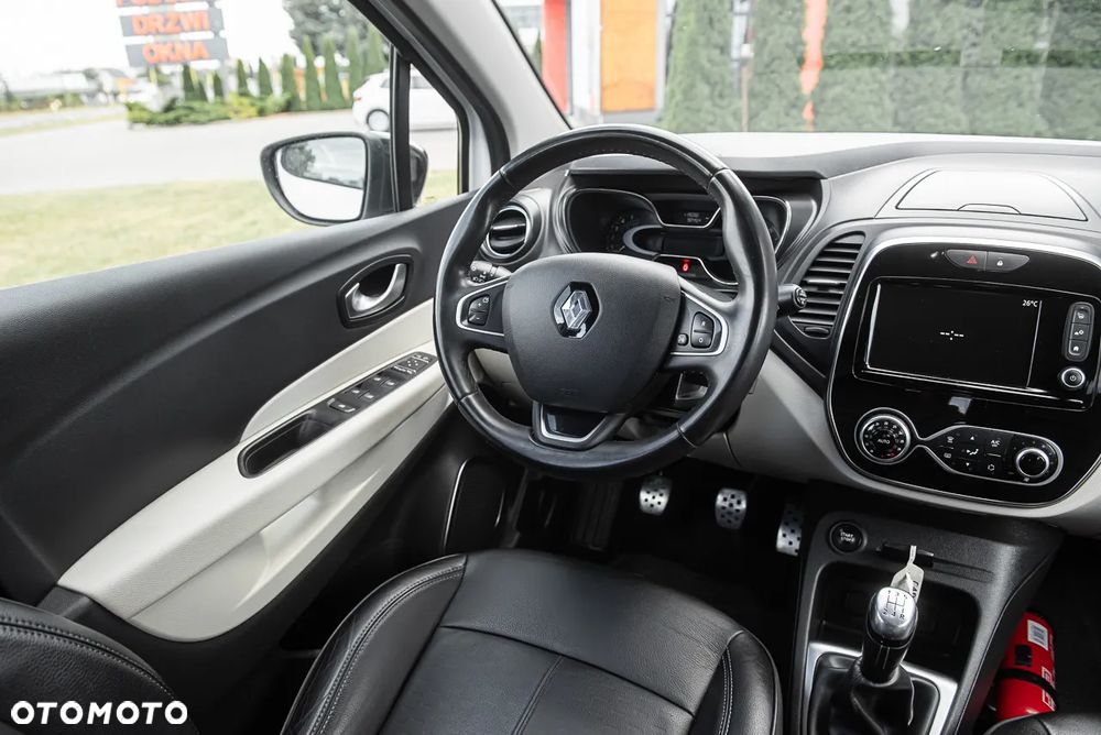 Renault Captur - 24
