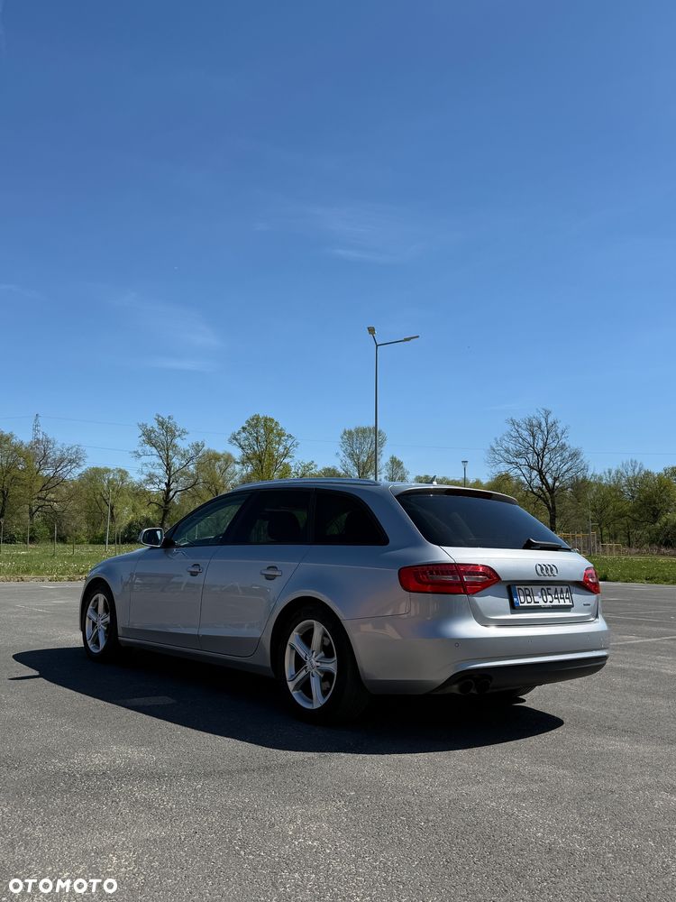 Audi A4 Avant 2.0 TDI Quattro Line S tronic - 6