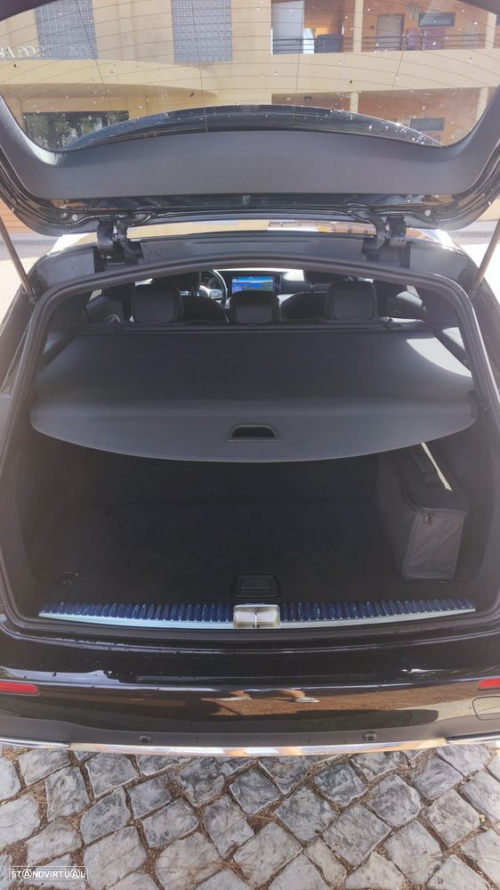 Mercedes-Benz E 300 de 9G-TRONIC AMG Line - 16