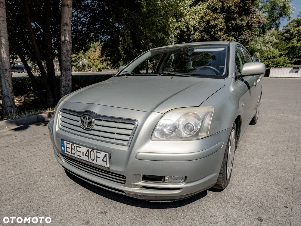Toyota Avensis 1.8 VVT-i Luna - 8
