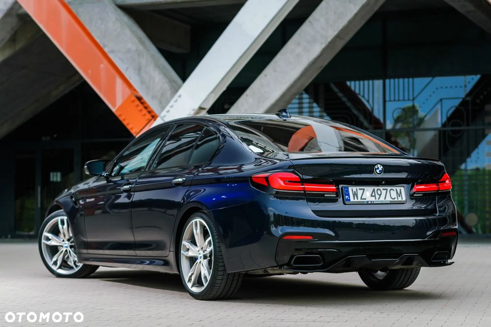 BMW Seria 5 M550d xDrive - 15