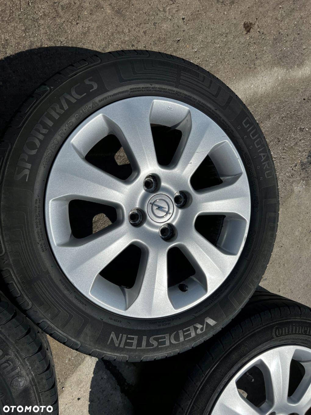 KOŁA FELGI OPONY LETNIE OPEL CORSA D C 185/60 R15 - 9