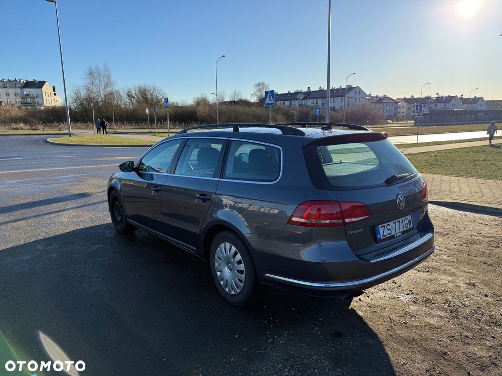 Volkswagen Passat 2.0 TDI BlueMotion Technology Comfortline - 6