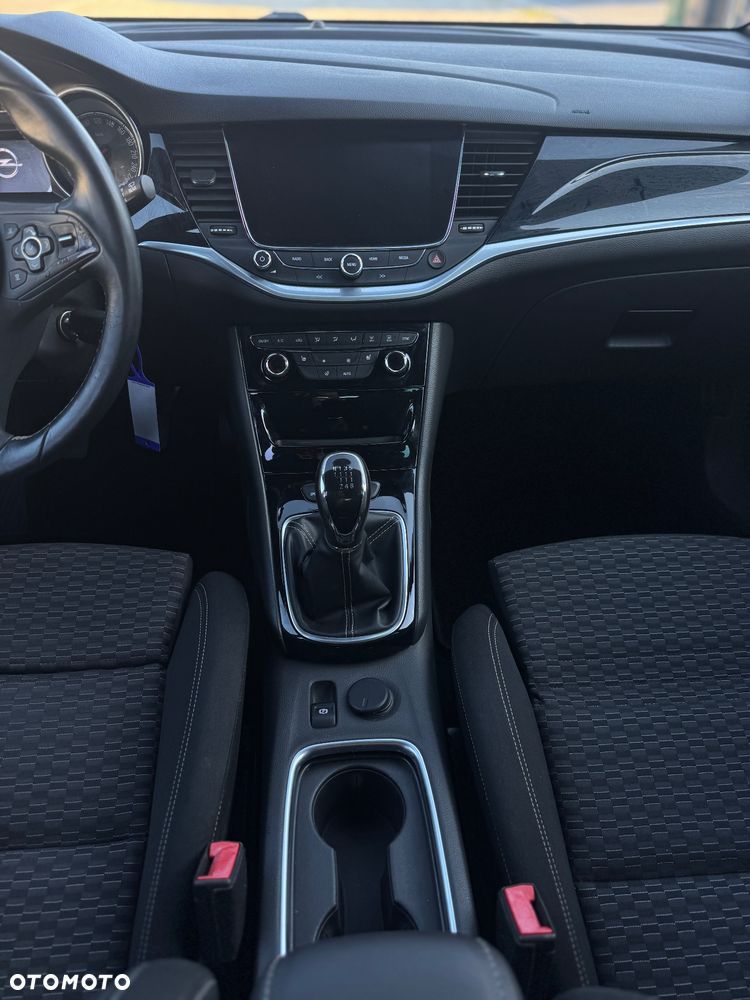 Opel Astra 1.4 T Dynamic - 17