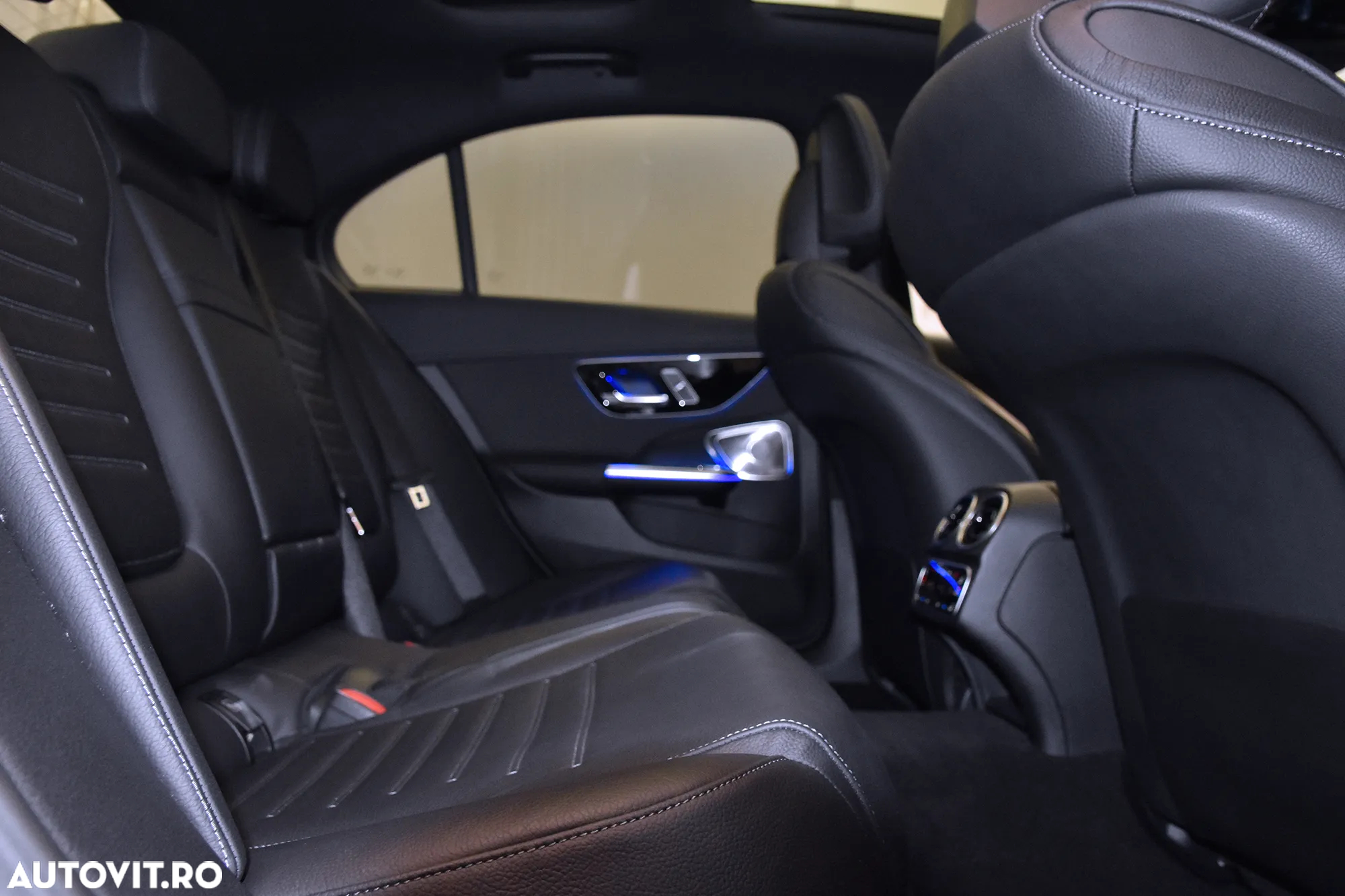 Mercedes-Benz C 300 d Aut - 12