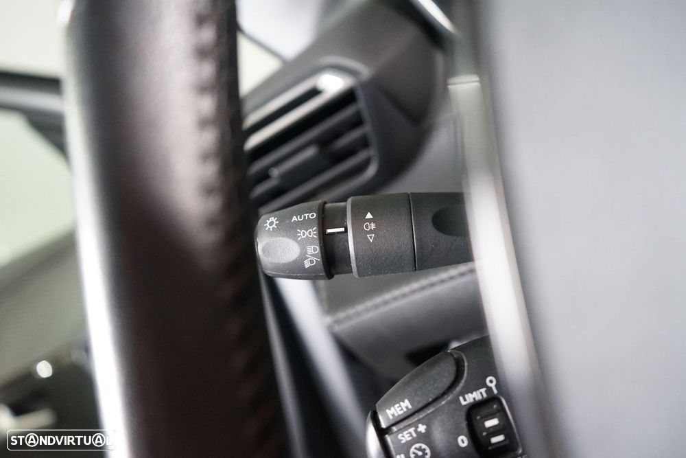 Peugeot 208 1.2 PureTech Active - 24