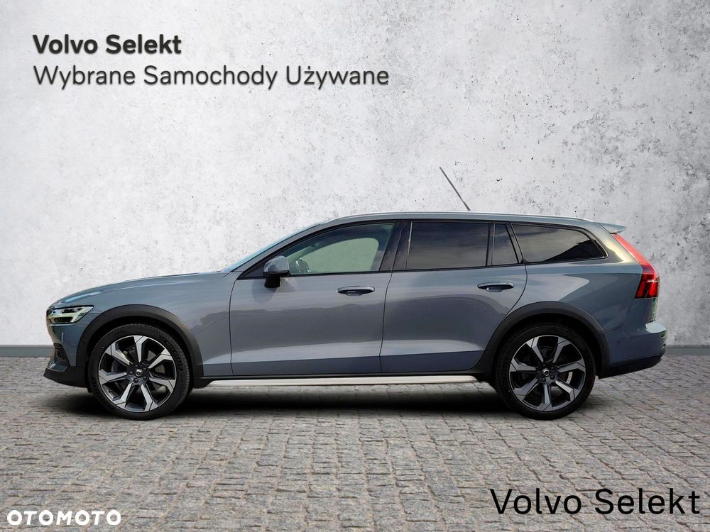 Volvo V60 Cross Country - 7
