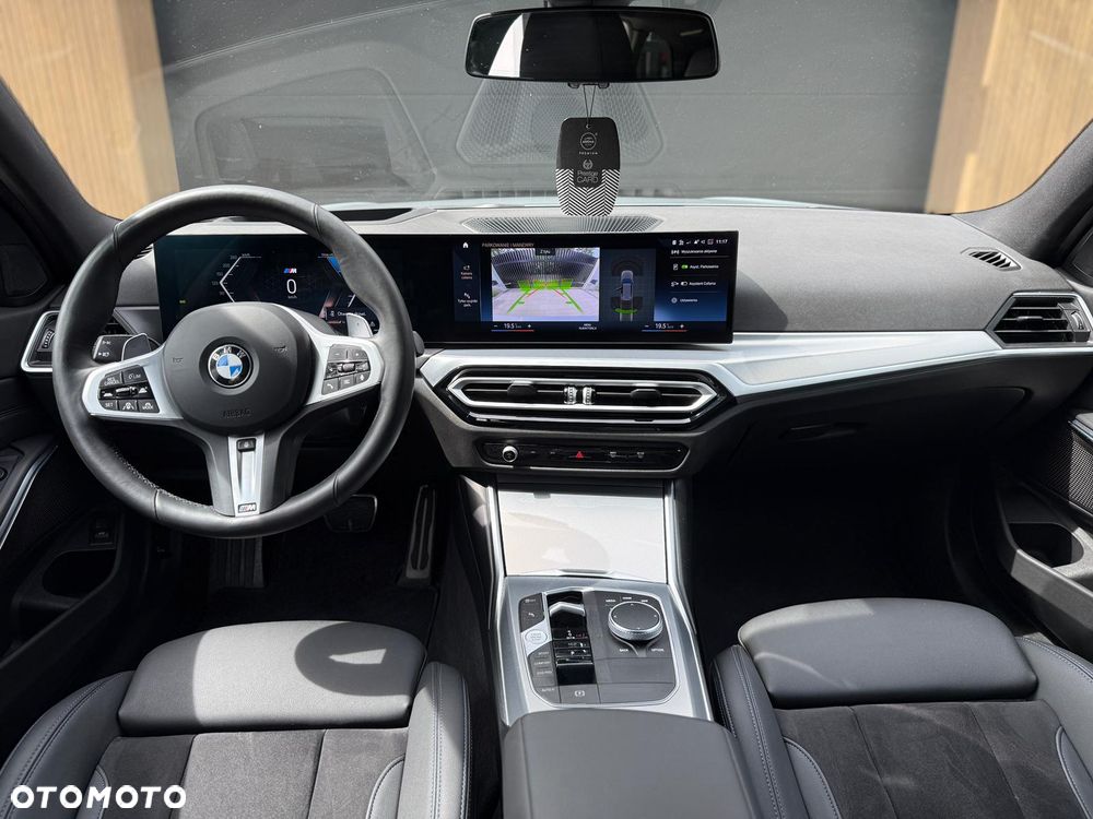 BMW Seria 3 320d xDrive Edition M Sport Shadow - 13