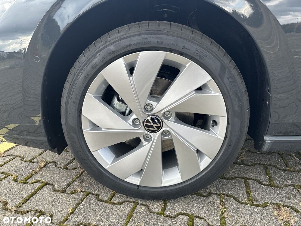 Volkswagen Golf Variant 1.5 eTSI mHEV Business DSG - 29