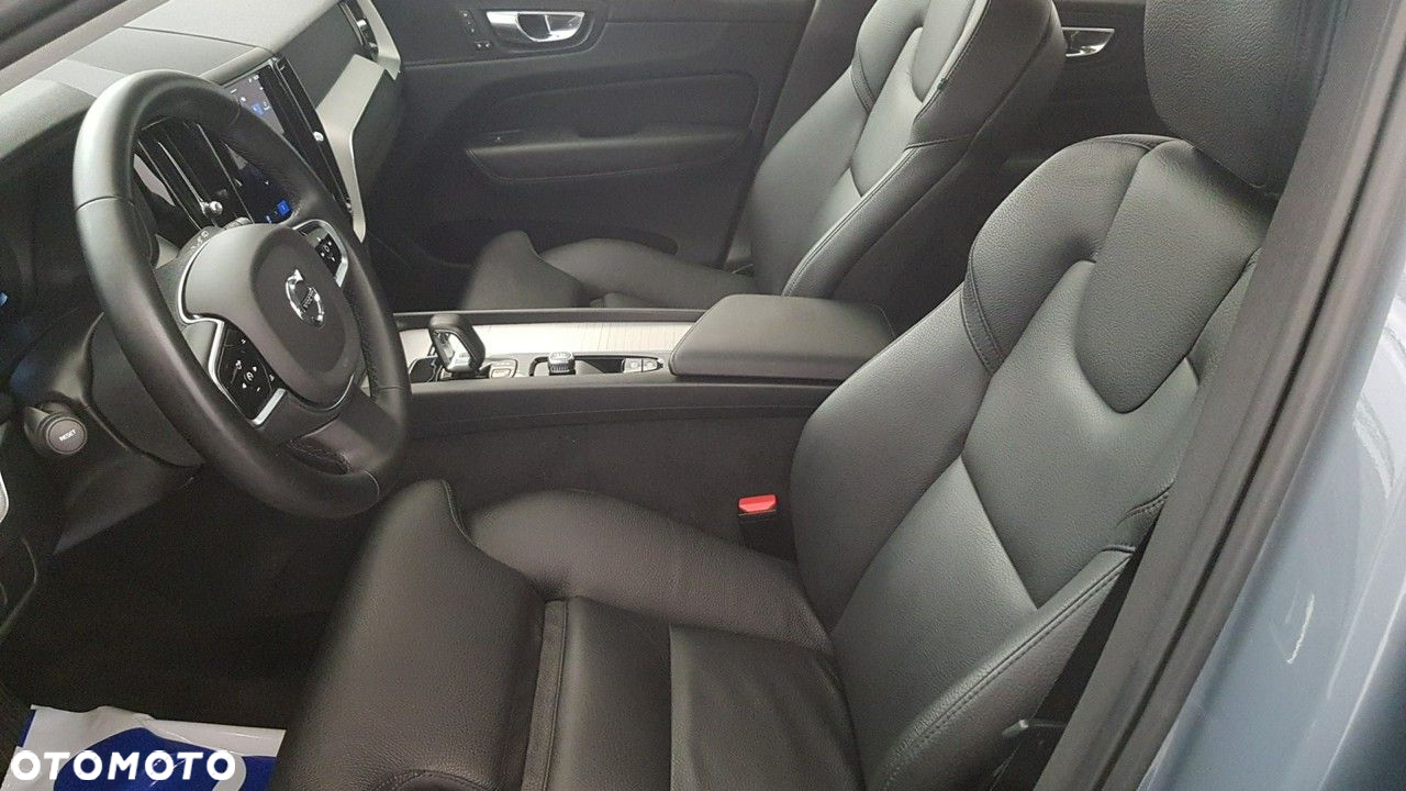 Volvo XC 60 - 21
