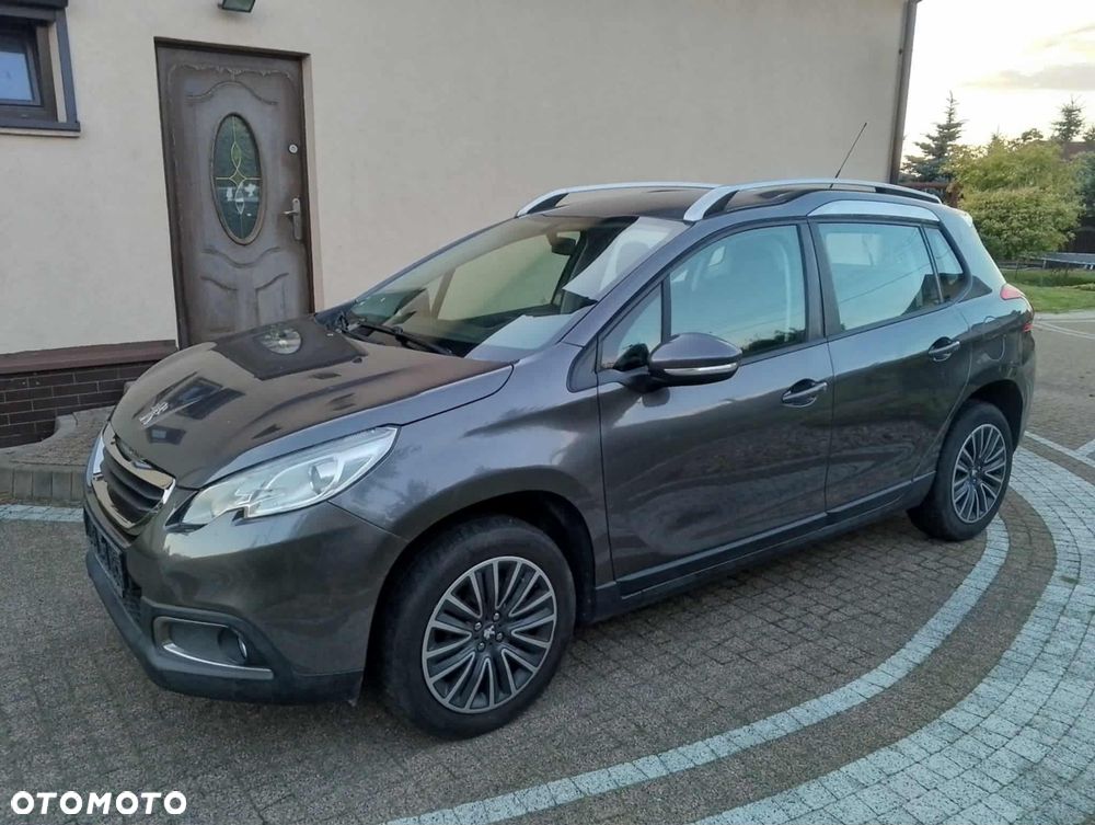 Peugeot 2008 PureTech 82 Allure - 1