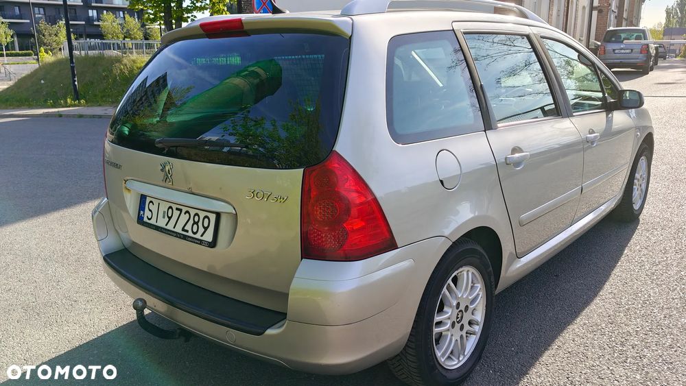 Peugeot 307 1.6 Premium n.gama - 17