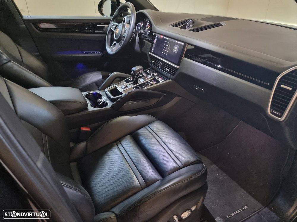 Porsche Cayenne E-Hybrid — fotografia 50