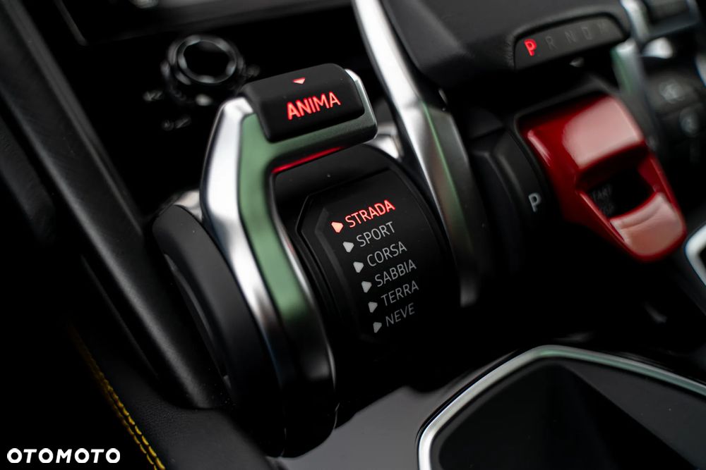 Lamborghini Urus - 17