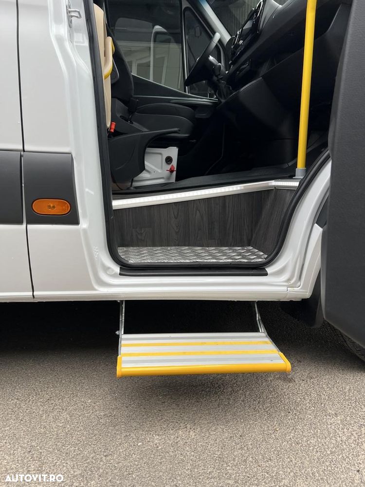 Mercedes-Benz Sprinter 517 CDI Microbuz 19+1+1 - 11