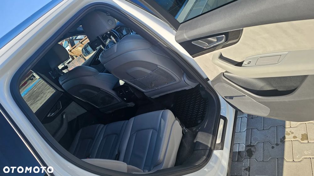 Audi Q7 - 11