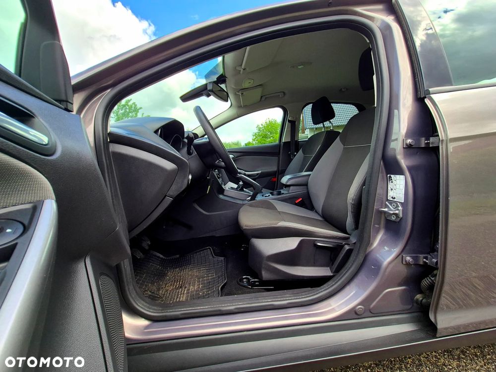 Ford Focus - 27
