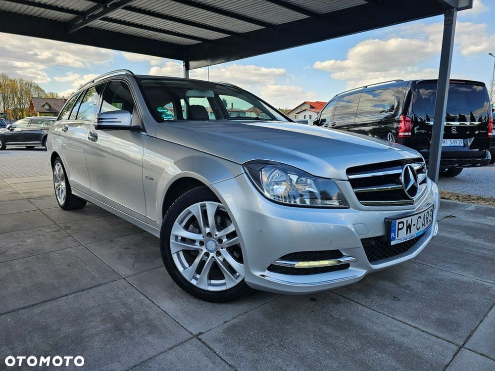 Mercedes-Benz Klasa C 200 Avantgarde Edition - 4