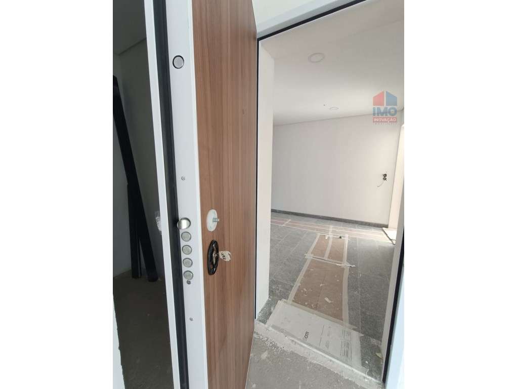 MAGNÍFICO APARTAMENTO T3 NOVO! - Grande imagem: 4/28