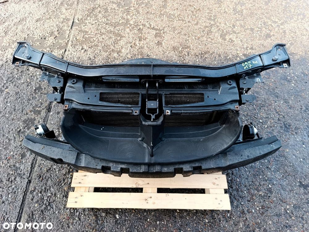 BMW E90 E91 E92 E93 PAS PRZEDNI LIFT N57 2.5D 3.0D M-PAKIET - 2