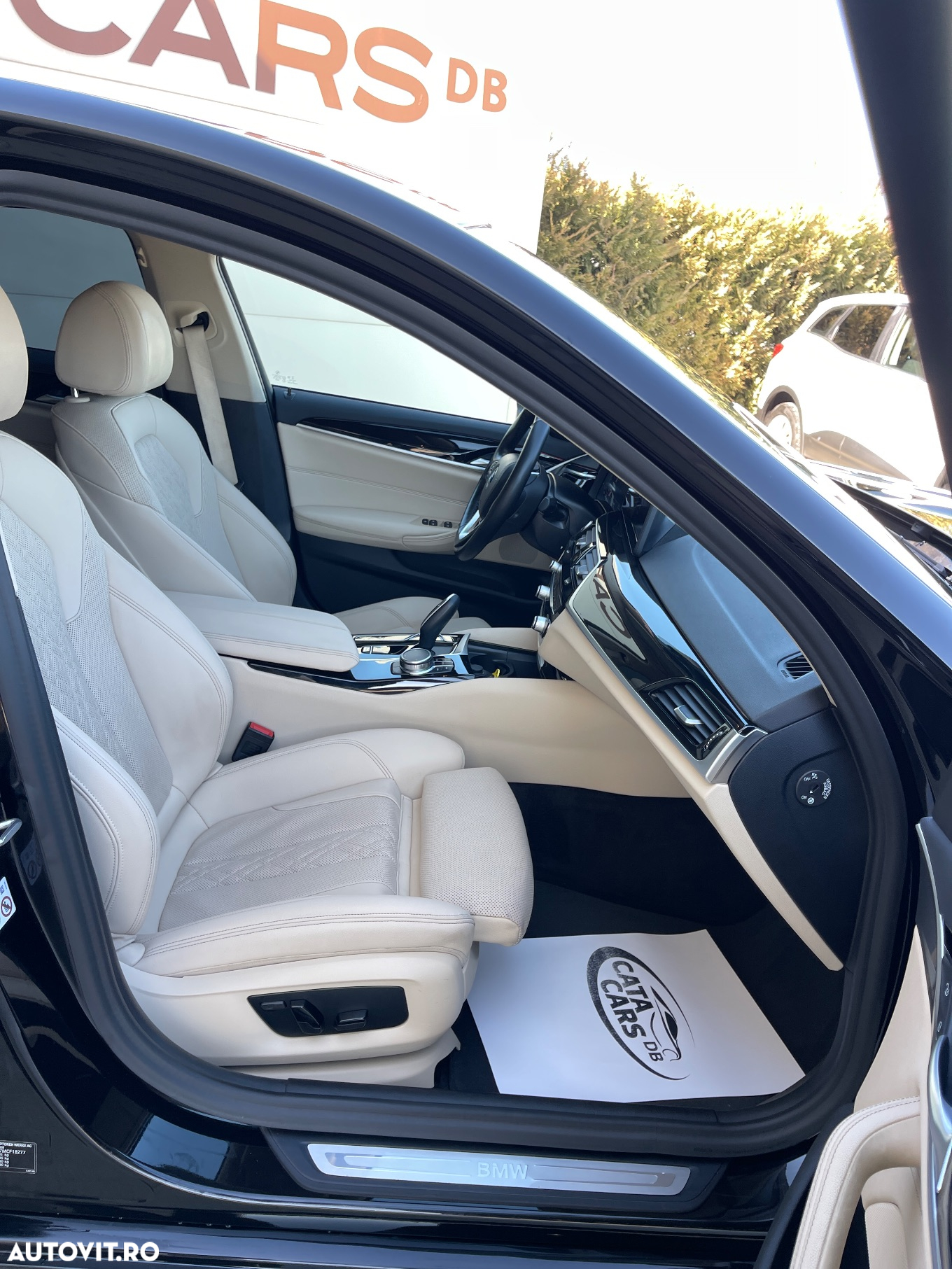 BMW Seria 5 520i AT MHEV - 22