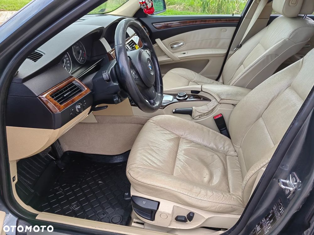 BMW Seria 5 520d Touring - 7
