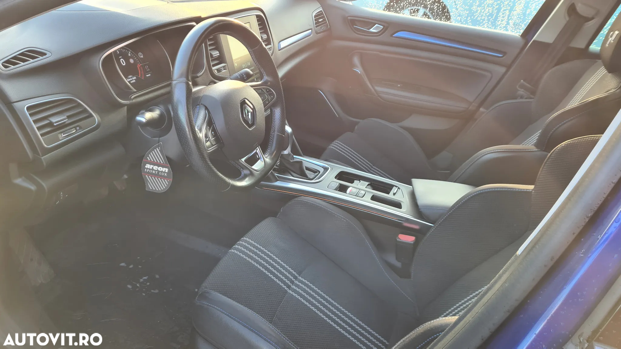 Renault Megane Estate Blue dCI EDC Intens - 4