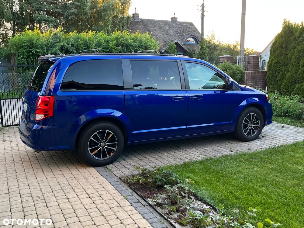 Dodge Grand Caravan 3.6 R/T - 14