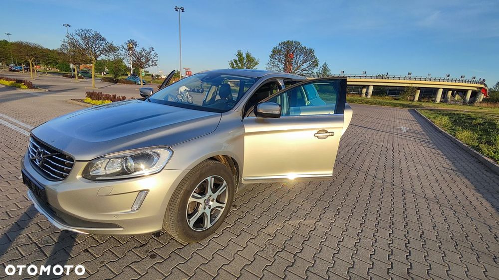 Volvo XC 60 D5 AWD Summum - 7