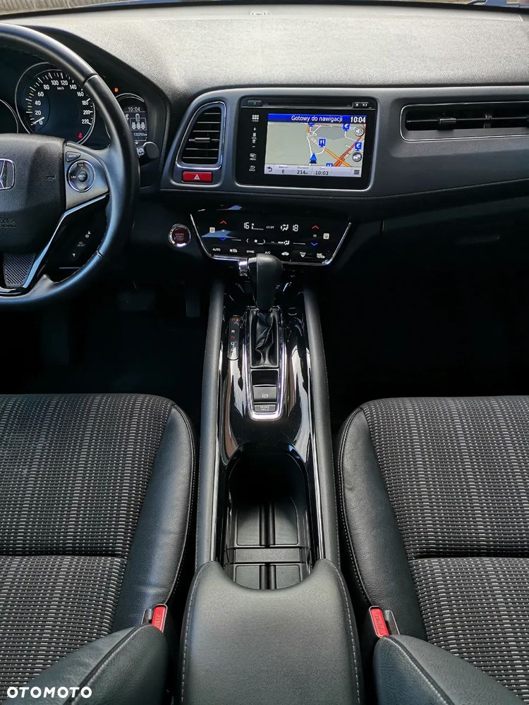 Honda HR-V 1.5 i-VTEC CVT Executive - 22