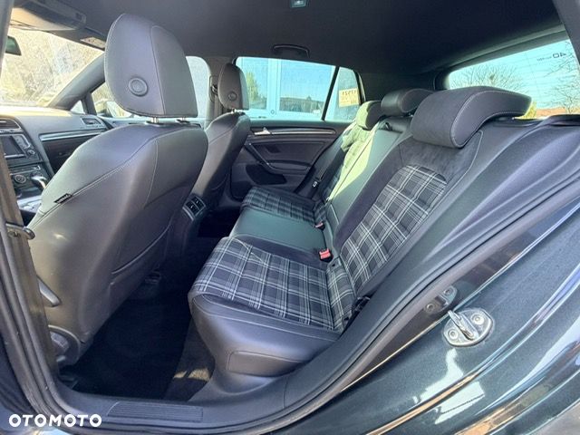 Volkswagen Golf GTD (BlueMotion Technology) DSG - 15