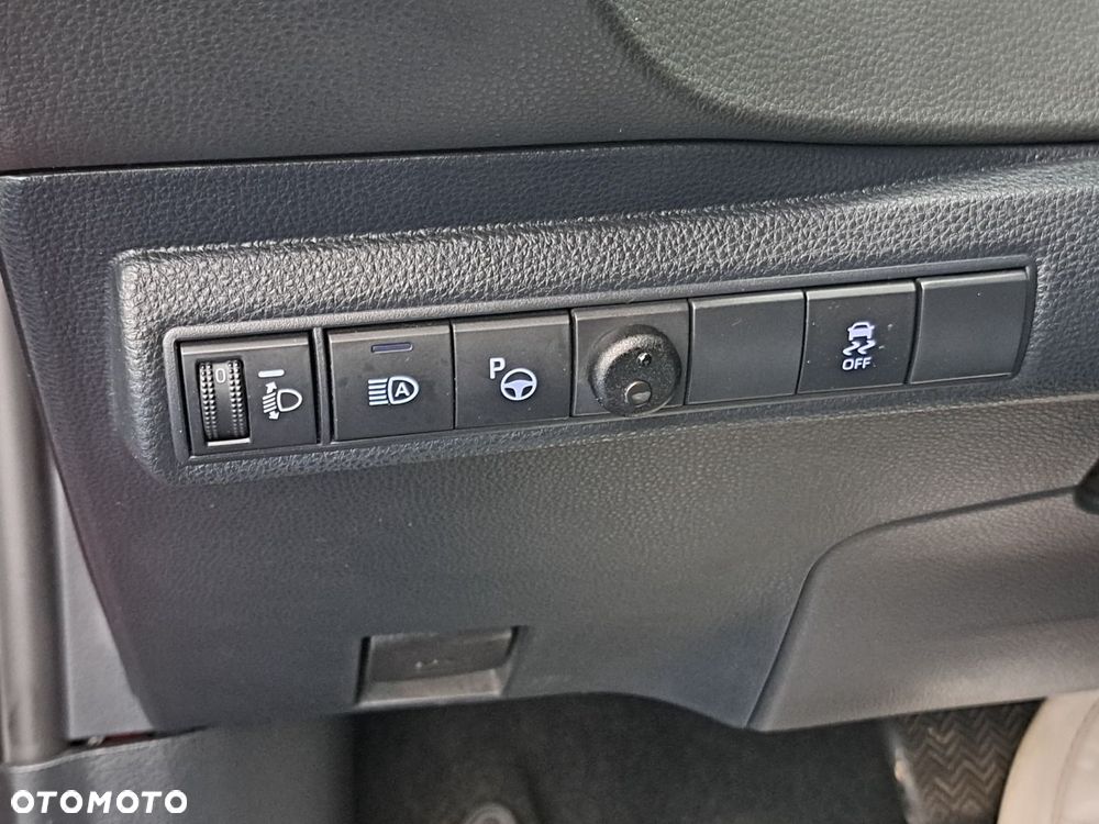 Toyota Corolla 2.0 Hybrid Comfort - 18