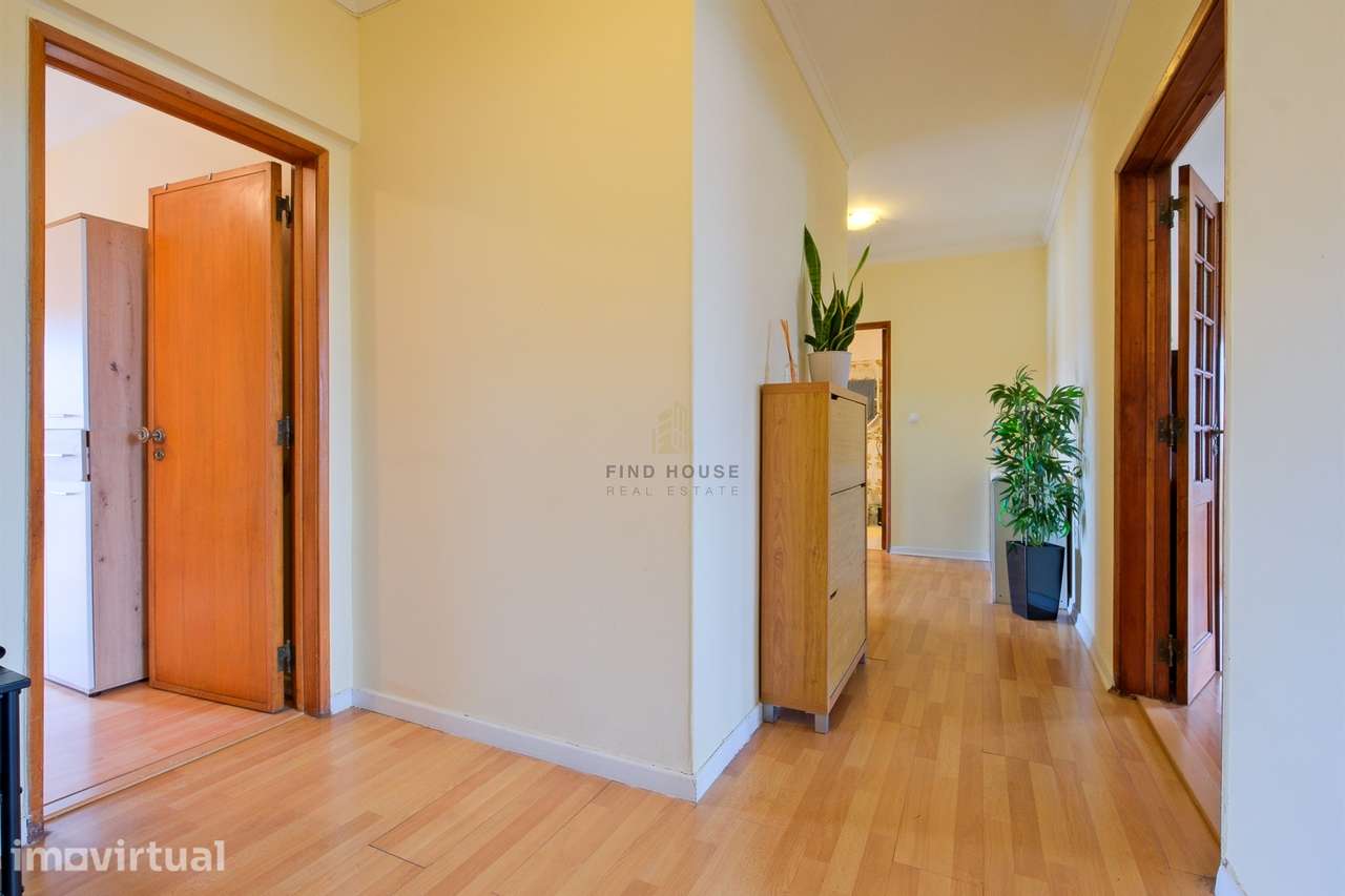 Vende-se Apartamento T3 em Pai do Vento, Cascais - Grande imagem: 2/32