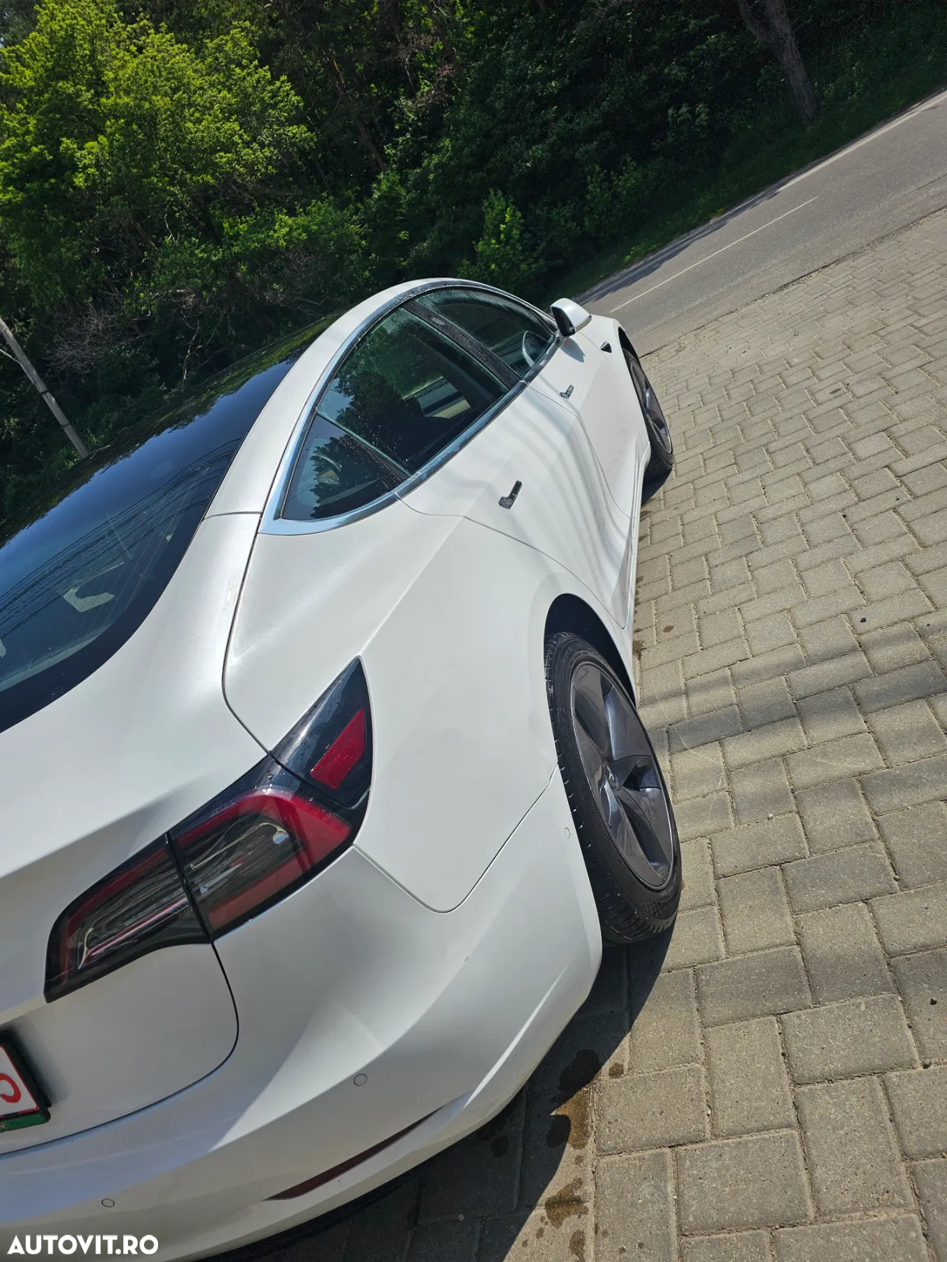Tesla Model 3 Standard Reichweite Plus Hinterradantrieb - 4