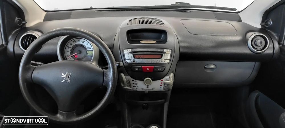Peugeot 107 1.0 Urban - 9