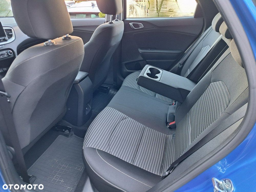 Kia XCeed - 25
