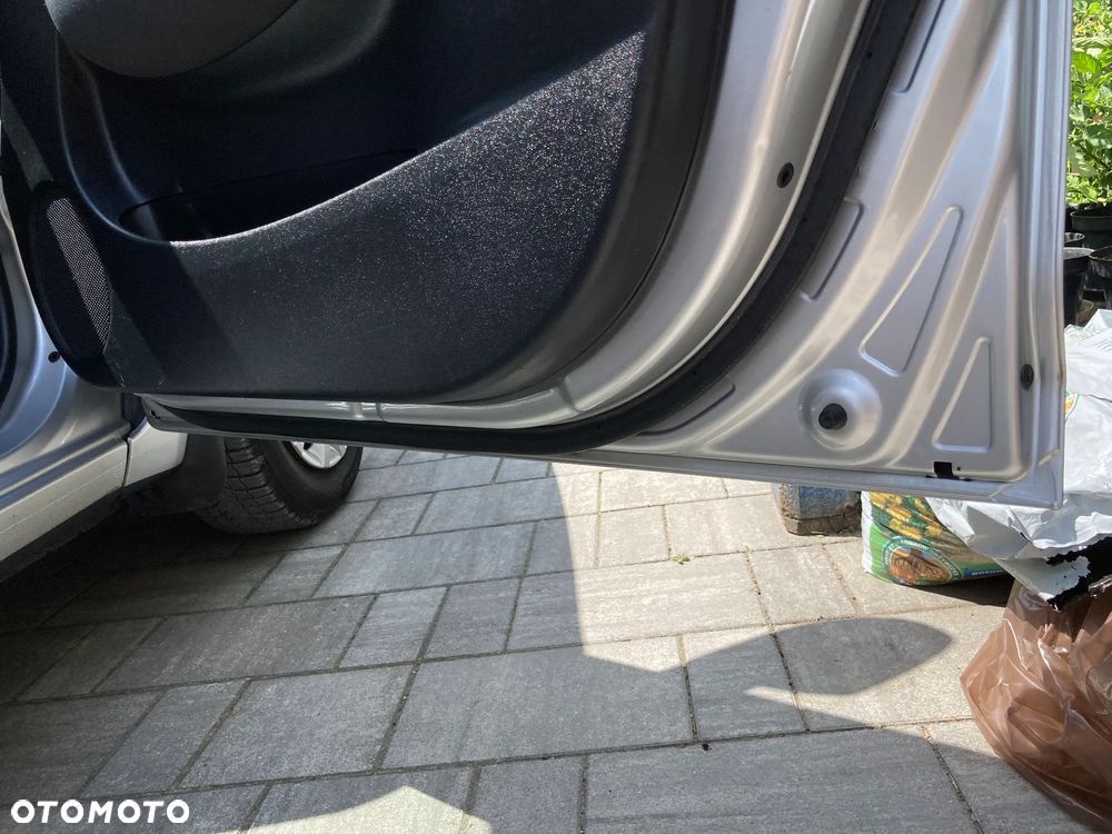 Hyundai i20 1.4 Automatik Comfort - 27
